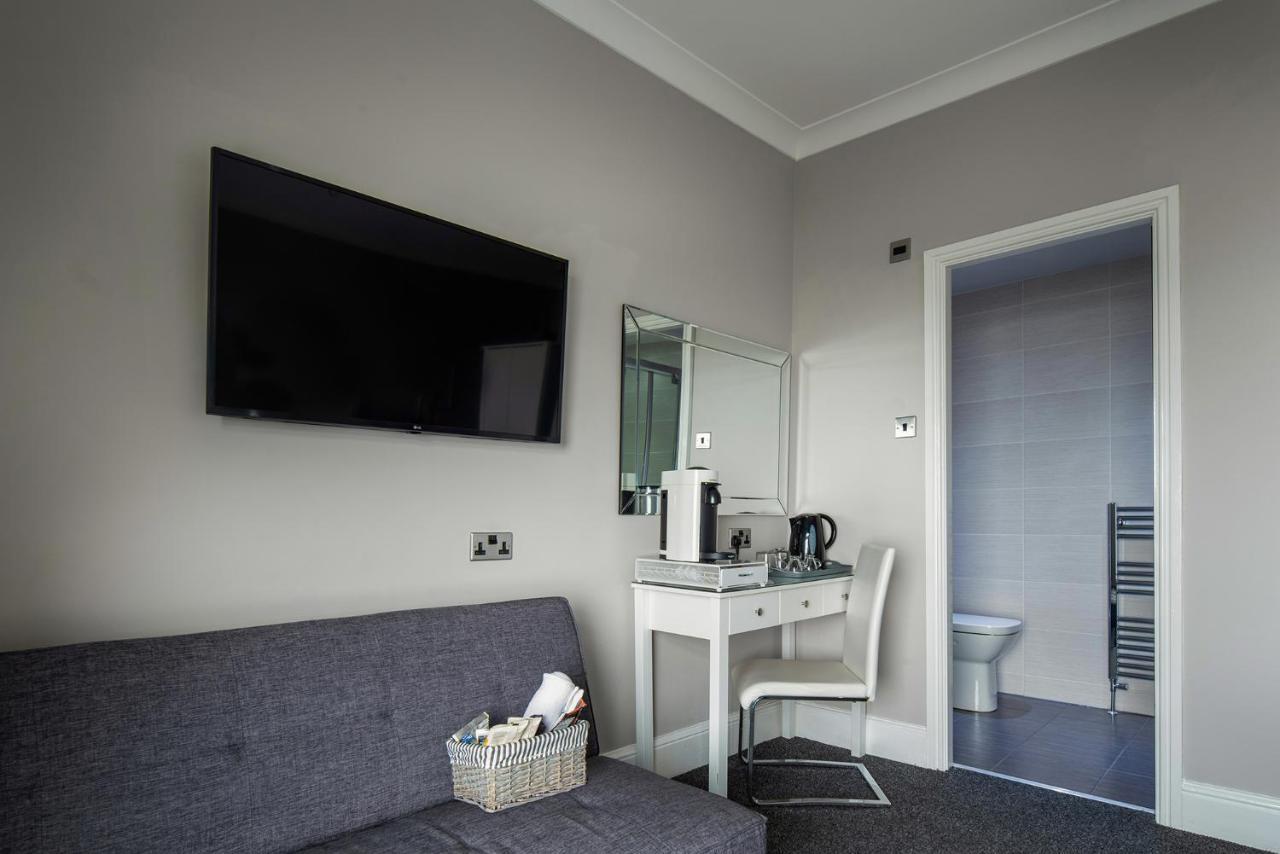 Pebble House Bed & Breakfast ลันดิดโน ภายนอก รูปภาพ