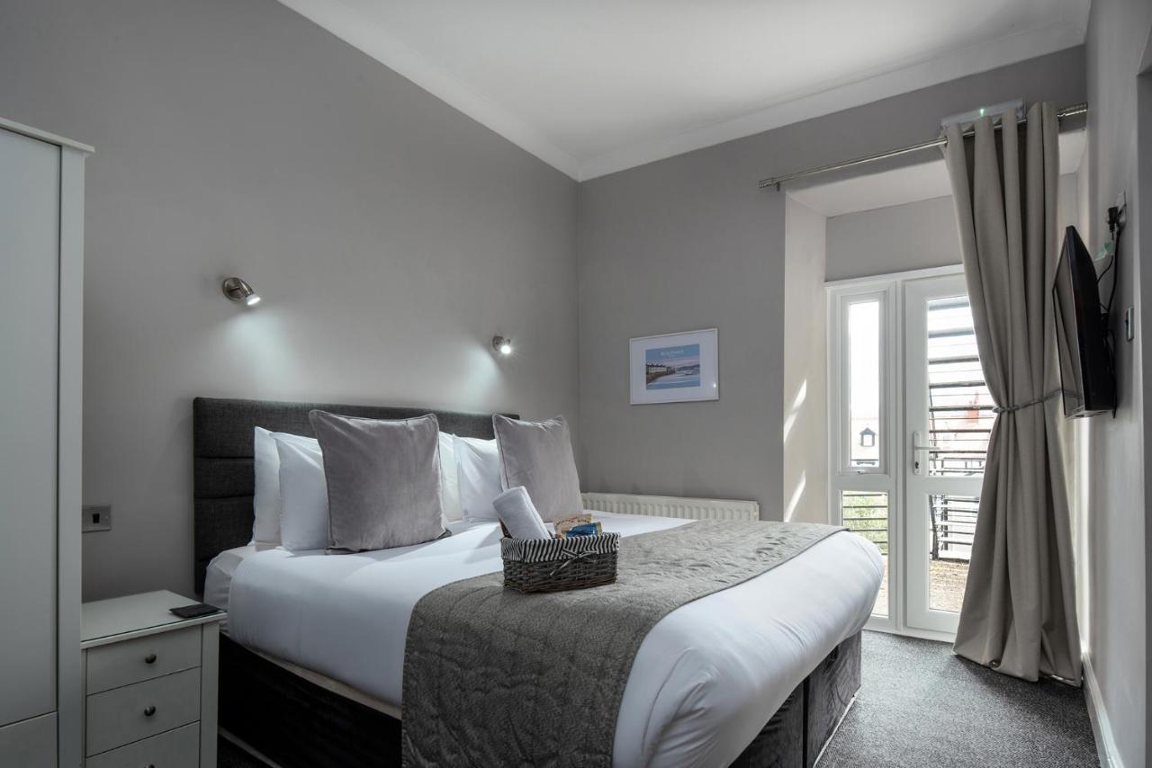 Pebble House Bed & Breakfast ลันดิดโน ภายนอก รูปภาพ